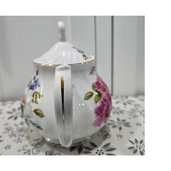 Grace Teaware Floral Teapot with Lid | White Porcelain | Gold Trim - Picture 5 of 15